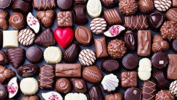 Shop Amazon's Sweet Deals on Chocolates, Candy and Cookies That Will Arrive by Valentine's Day