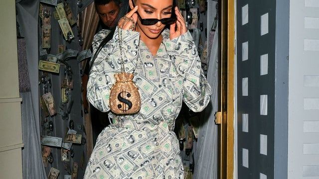 Fashion Jackpot! Kim Kardashian's Dollar Bill-Print Trench and