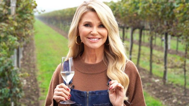 Christie Brinkley Exclusive Interviews Pictures And More Entertainment Tonight 