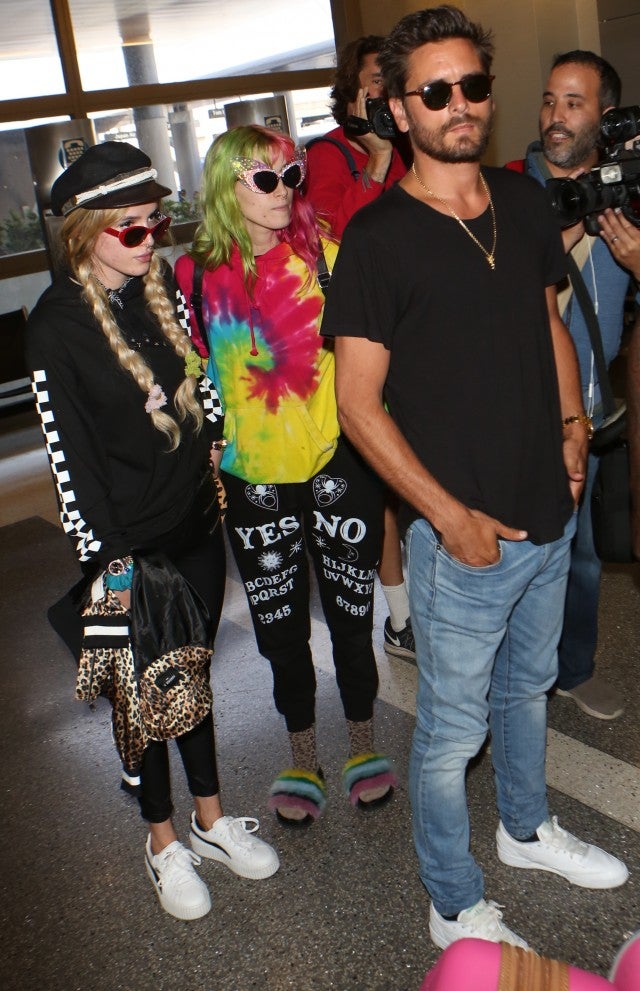 Scott Disick Bella Thorne Lax Casyt Oquf