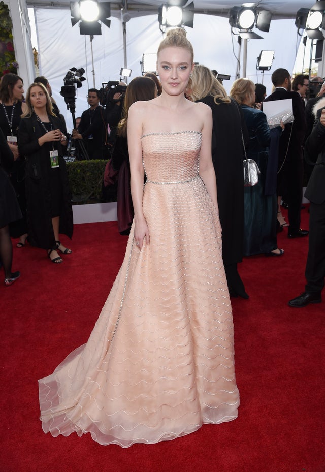 Dakota Fanning at 2018 SAG Awards