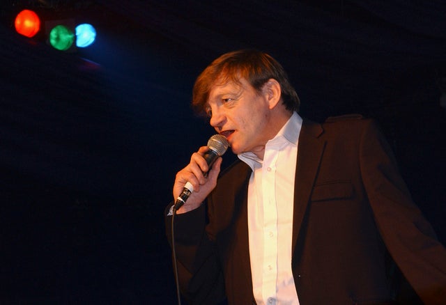 mark_e_smith_gettyimages-73765303.jpg