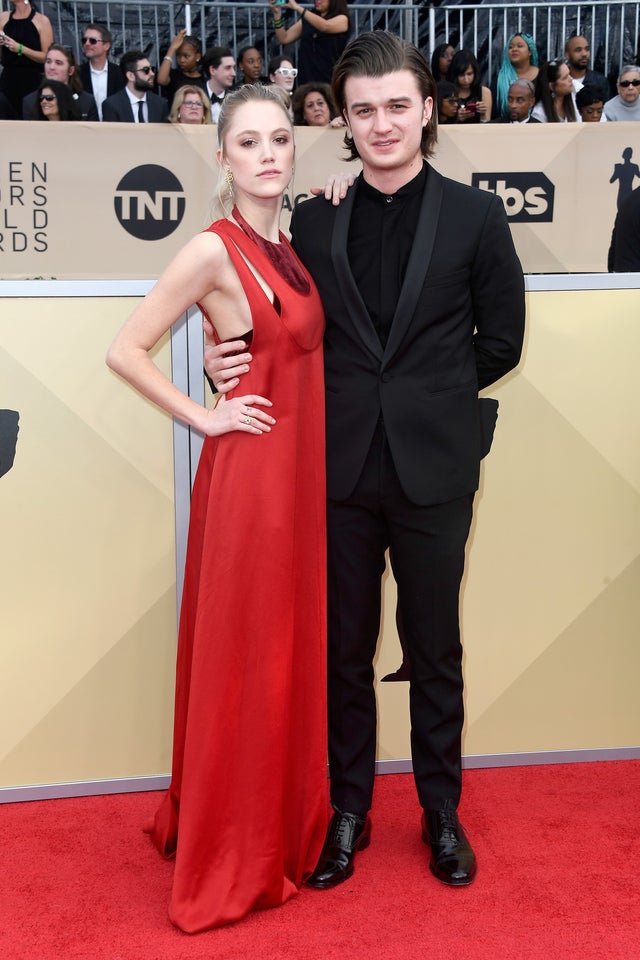 Maika Monroe and Joe Keery at 2018 SAG Awards