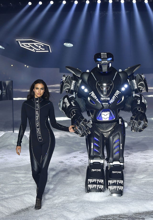 Irina Shayk and robot walking in Philipp Plein