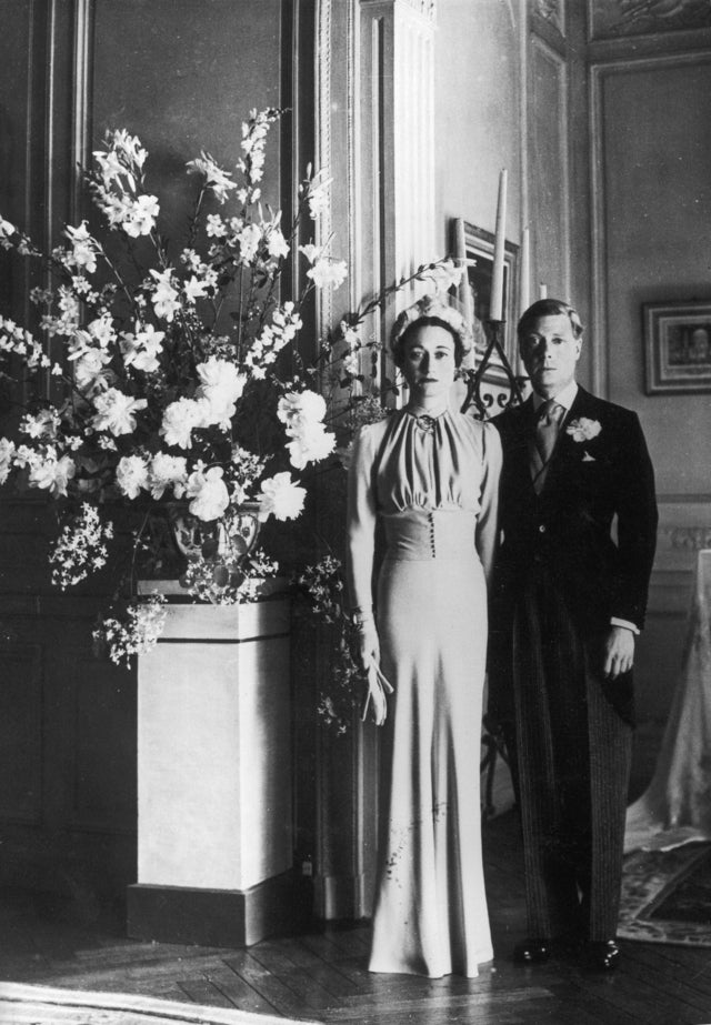 Wallis Simpson weds Duke of Windsor