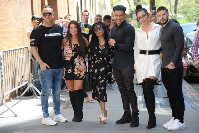 Michael Sorrentino, Deena Nicole Cortese, Nicole Polizzi, Pauy DelVecchio, Jenni Farley and Vinny Guadagnino