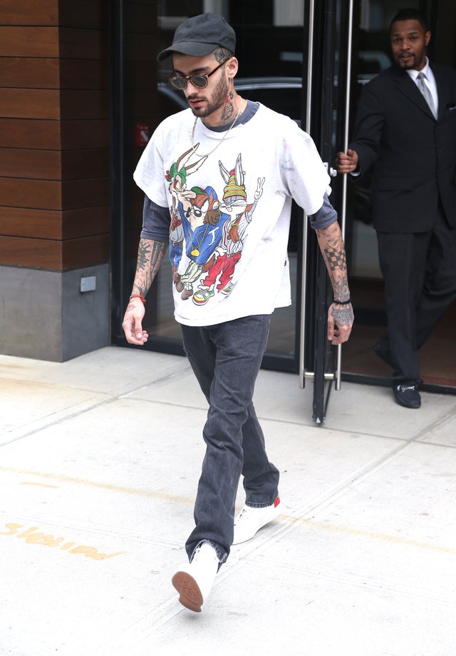 zayn Malik leaving Gigi's apt