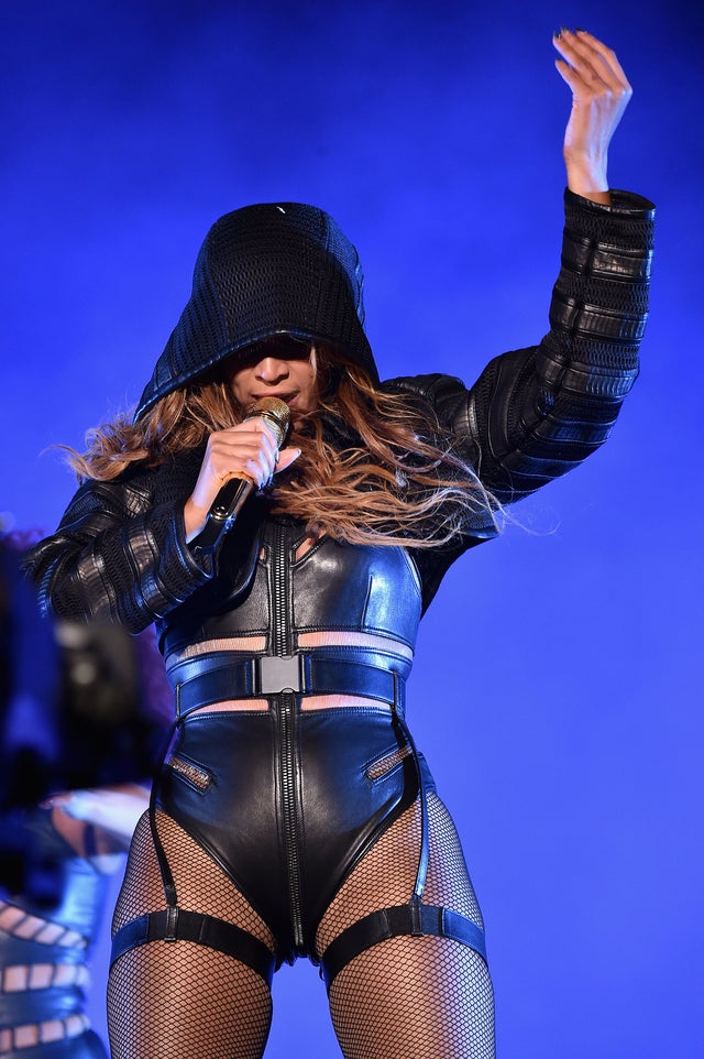 Beyonce in leather outfit on tour in 2014