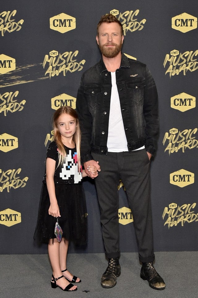 Dierks Bentley and daughter Jordan at 2018 cmt music awards
