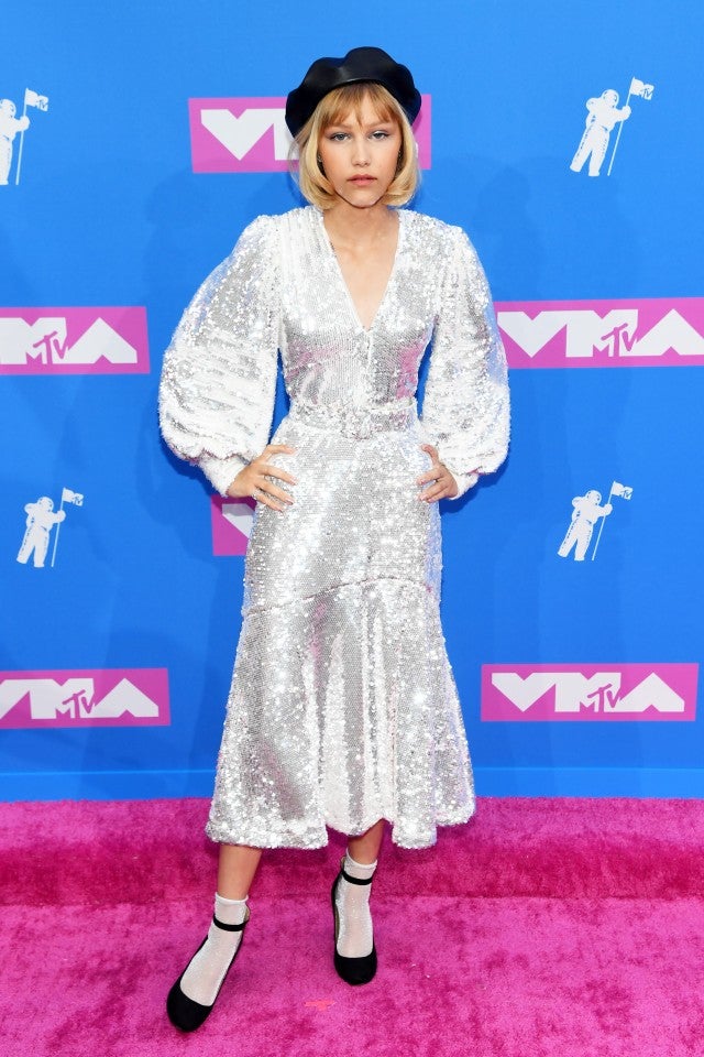 Grace VanderWaal at 2018 vmas