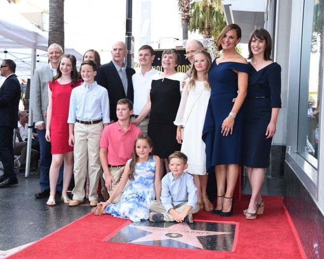 Jennifer Garner's Kids Are the Cutest at Her Walk of Fame Ceremony ...