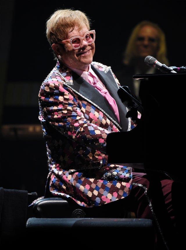 Elton John kicks off tour in philly