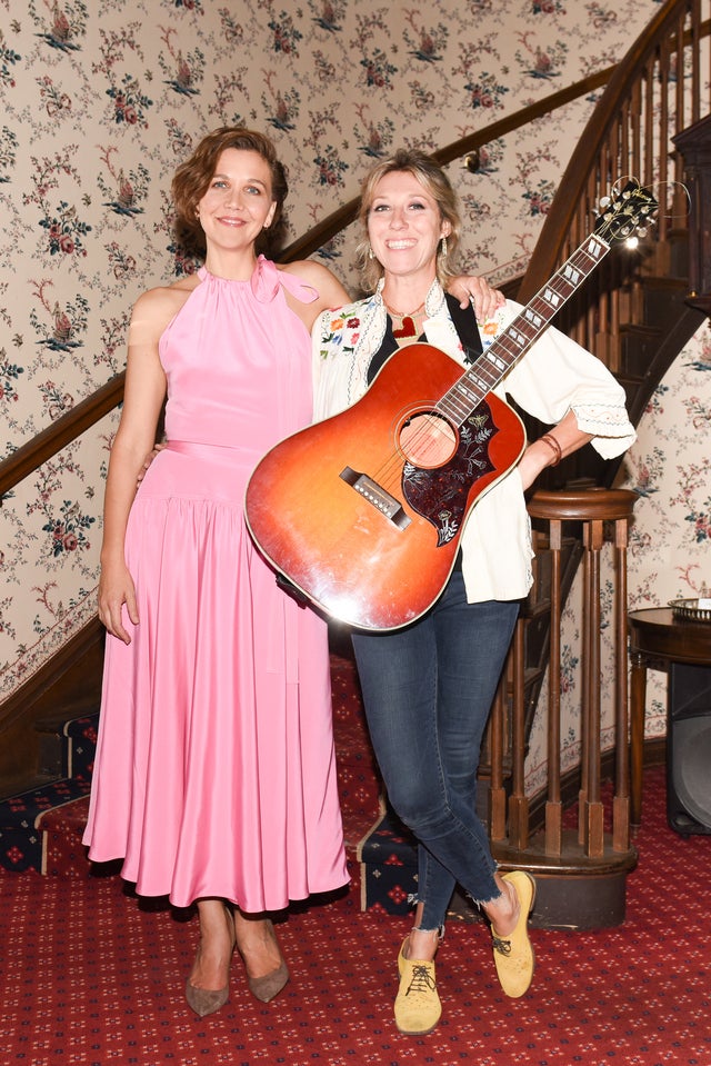 Maggie Gyllenhaal and Martha Wainwright