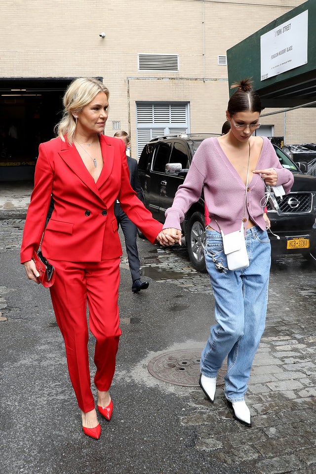 Yolanda and Bella Hadid leaving the oscar de la renta show