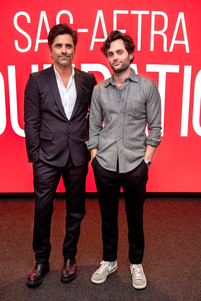 Penn Badgley John Stamos