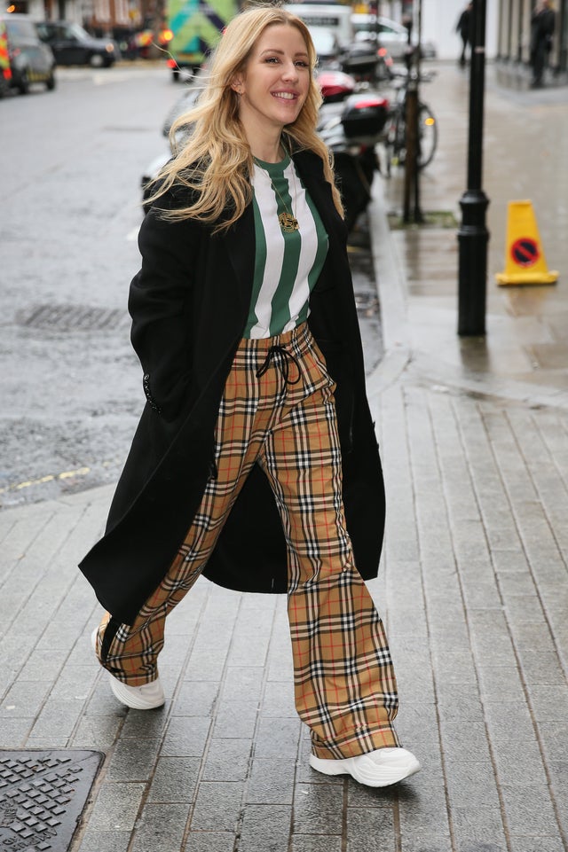 Ellie Goulding wearing plaid pants