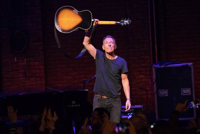 Bruce Springsteen's final broadway curtain call