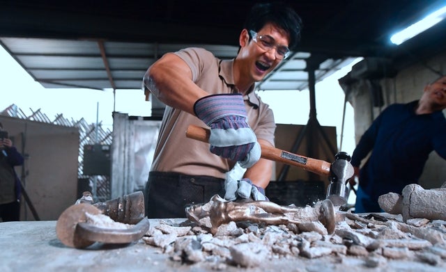 Harry Shum Jr. at SAG mold breaking