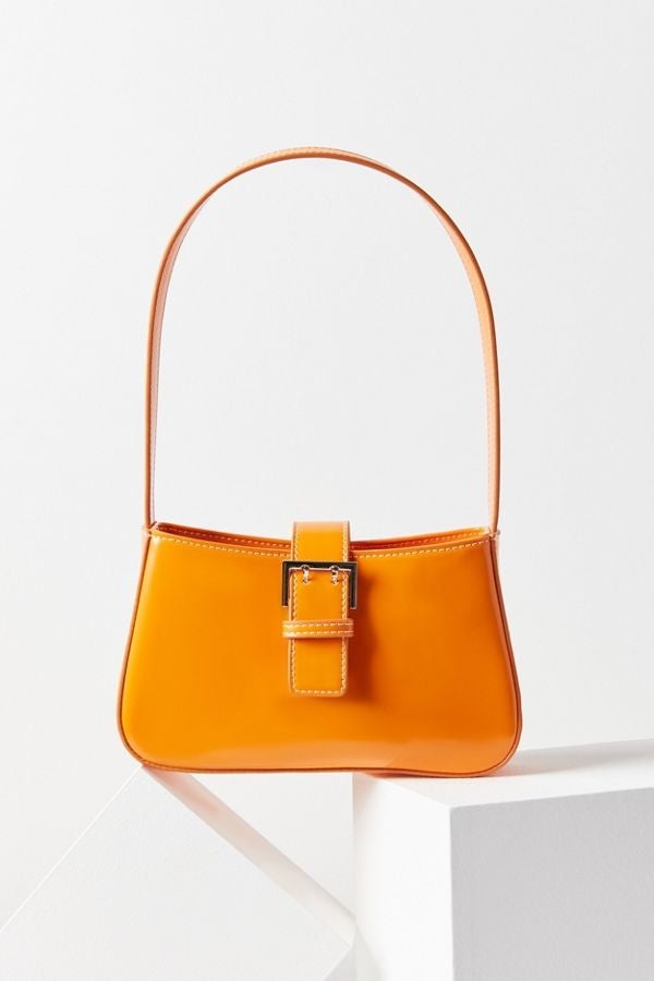 Popular Transparent Handbag Trend for Spring 2019