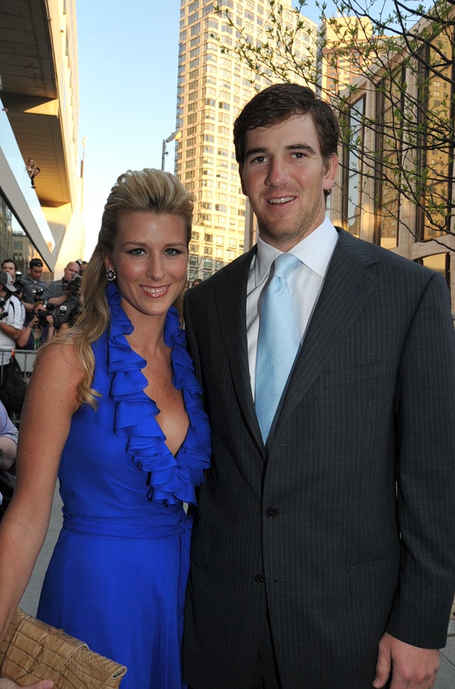Eli Manning and wife in 2009