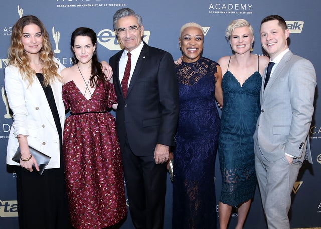 Annie Murphy, Emily Hampshire, Eugene Levy, Karen Robinson, Jennifer Robertson and Noah Reid 