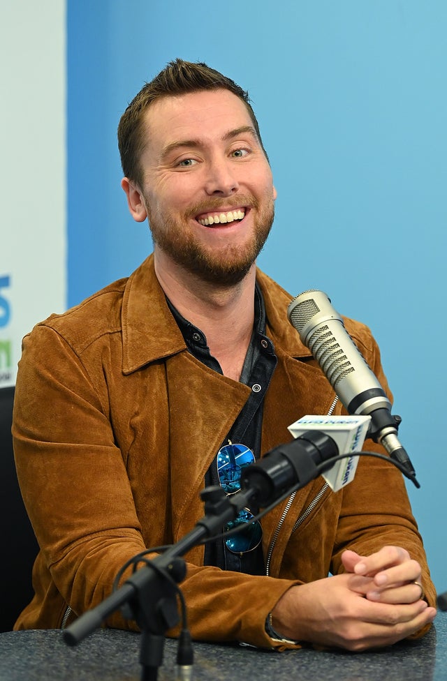 Lance Bass at elvis duran