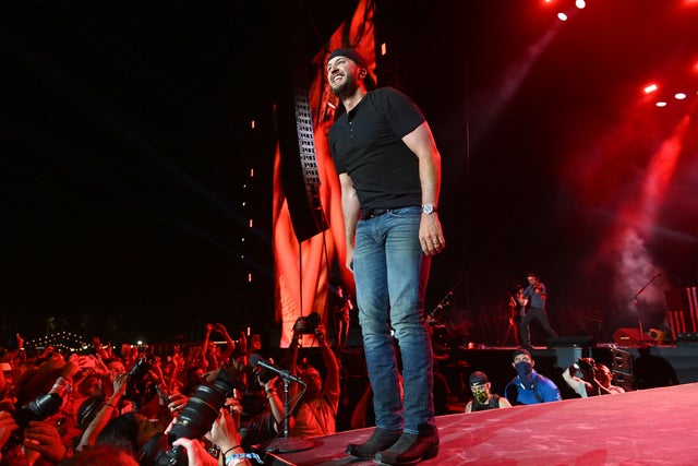 Luke Bryan Stagecoach