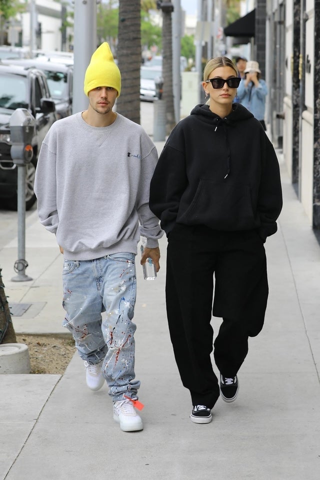 Justin Bieber and Hailey Baldwin shop in beverly hills in sweats