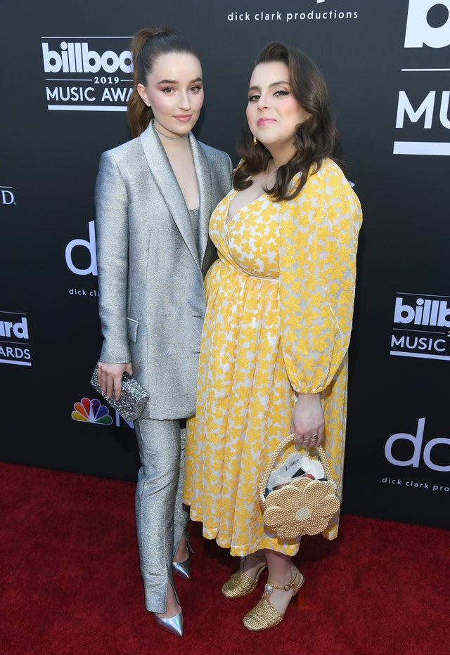 Kaitlyn Dever and Beanie Feldstein at 2019 billboard music awards
