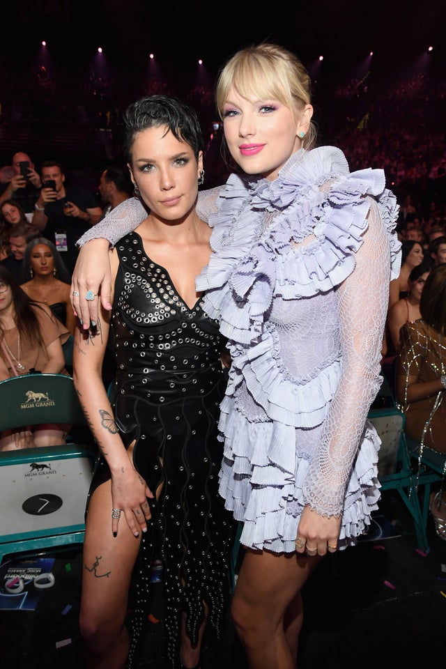 Halsey and Taylor Swift at 2019 billboard music awards