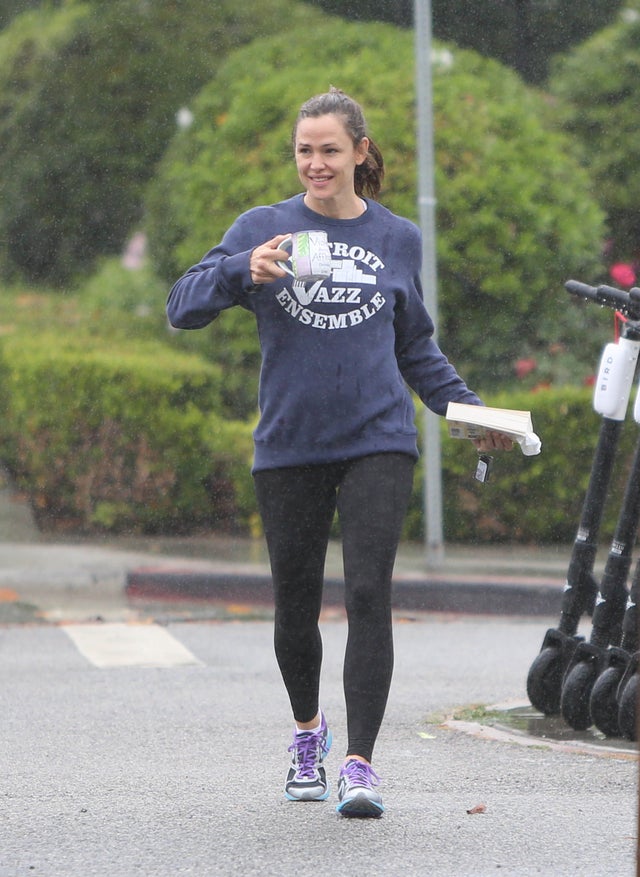 Jennifer Garner in rain on May 16 in LA