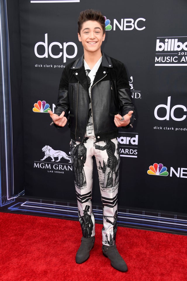 Asher Angel at 2019 billboard music awards