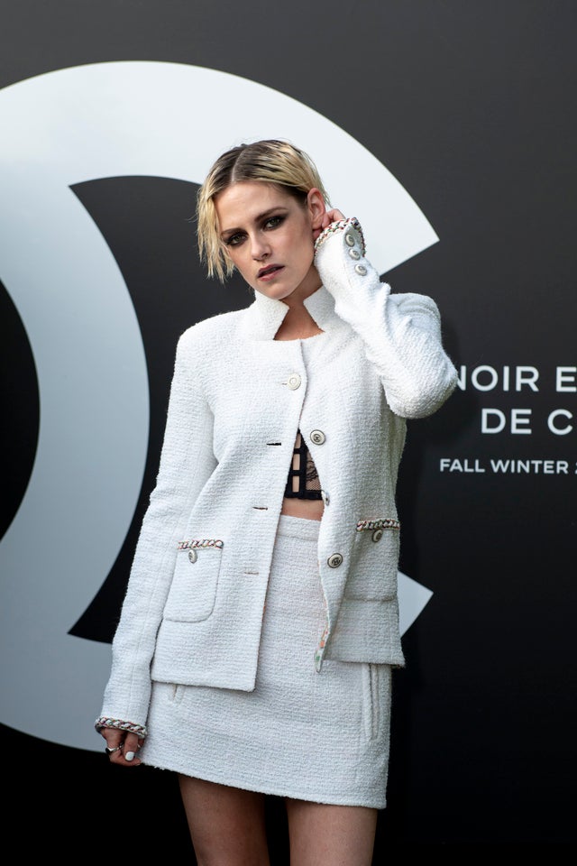 Kristen Stewart at Noir Et Blanc De Chanel - Fall-Winter 2019 Makeup Collection - Yachts De Paris