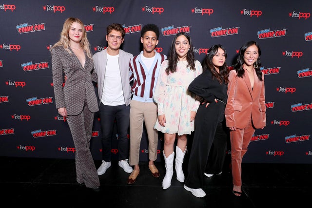 Virginia Gardner, Gregg Sulkin, Rheny Feliz, Allegra Accosta, Ariela Barer and Lyrica Okana 