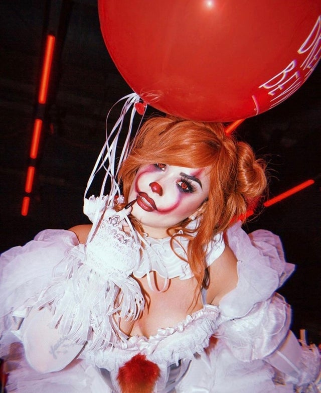 Demi Lovato as pennywise - halloween 2019