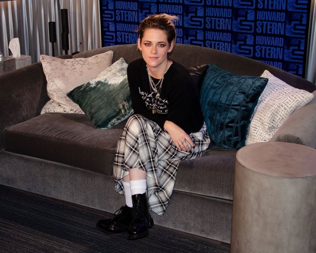 kristen stewart at howard stern show