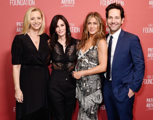 Lisa Kudrow, Courteney Cox, Jennifer Aniston and Paul Rudd 