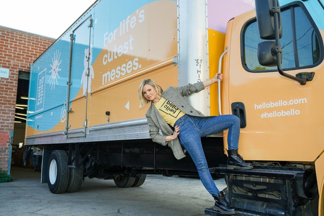 kristen bell with Hello Bello truck