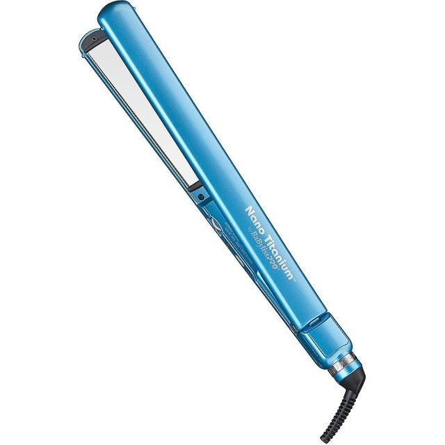 Babyliss Nano Titanium Ultra-Thin Straightening Iron