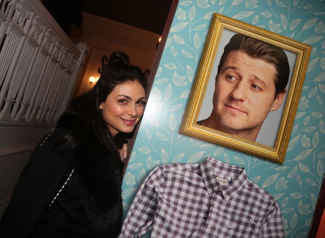 Morena Baccarin poses at the opening night of the new play "Grand Horizons"