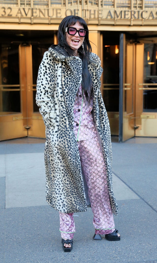 kesha in pajamas outside z100