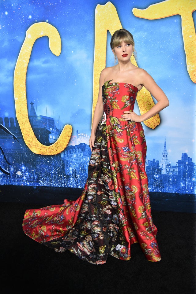 taylor swift at cats premiere