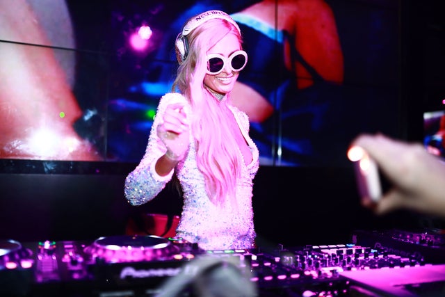 Paris Hilton djing super bowl weekend