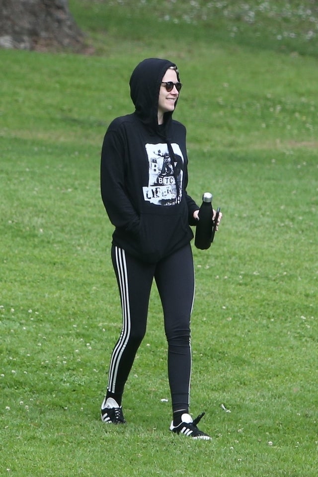 Kristen Stewart in griffith park on 3/21