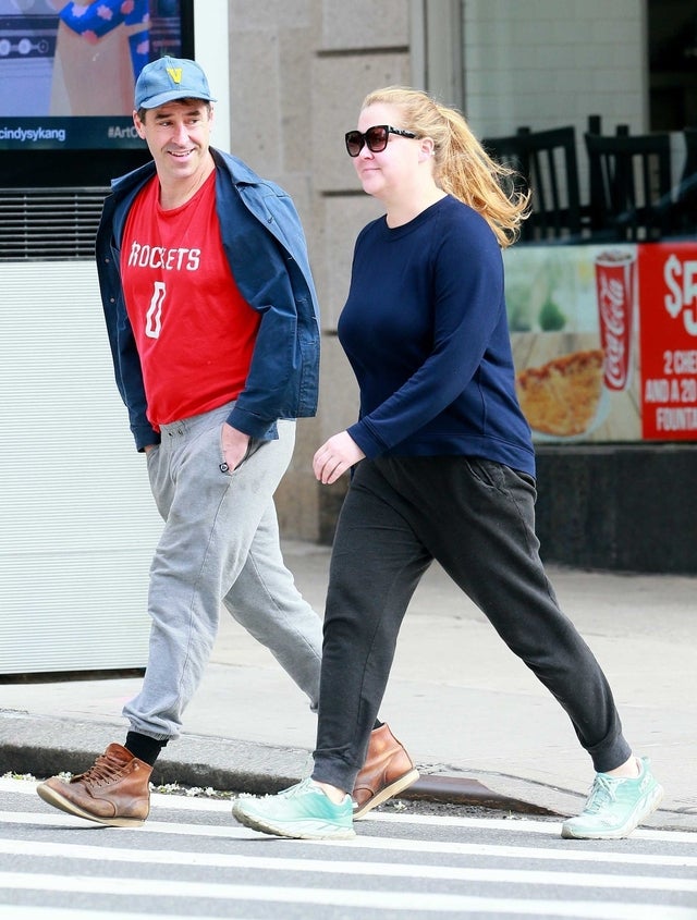 amy schumer and husband in nyc on 4/2