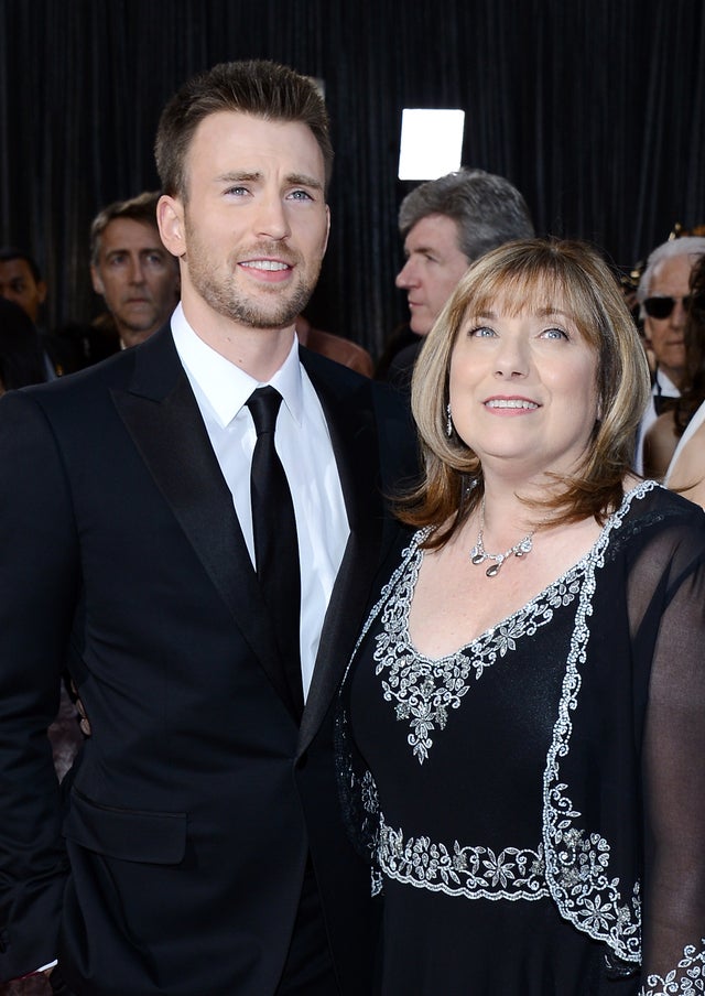 Celebrities and Their Moms | Entertainment Tonight