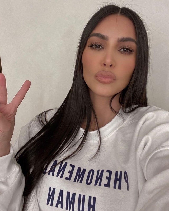 kim kardashian pheonemonal tee