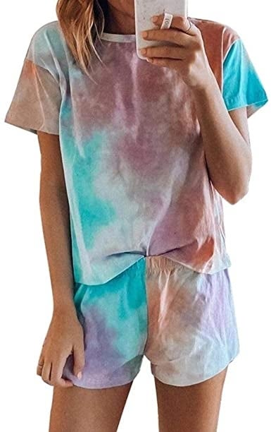 Women's Tie Dye Printed Tee and Shorts Pajamas Set 