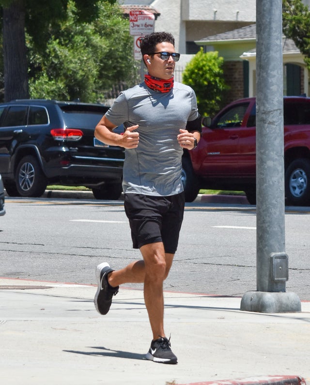 wells adams on a run