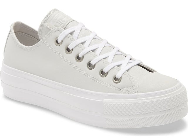 Chuck Taylor All Star Lift Ox Platform Sneaker